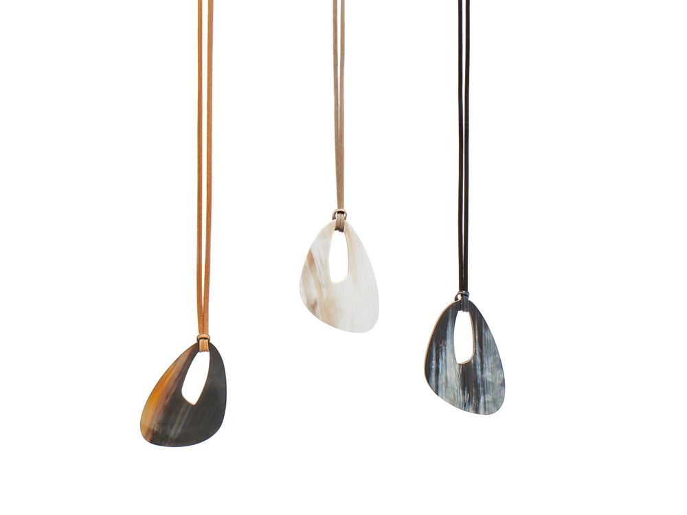 Jewelry - Collar triangle SM open brown horn - CATH•S