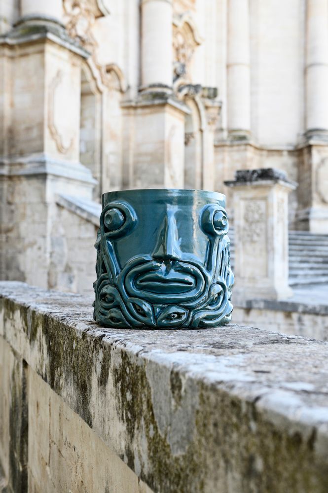 Design objects - VASE POT EYES - FREAKLAB