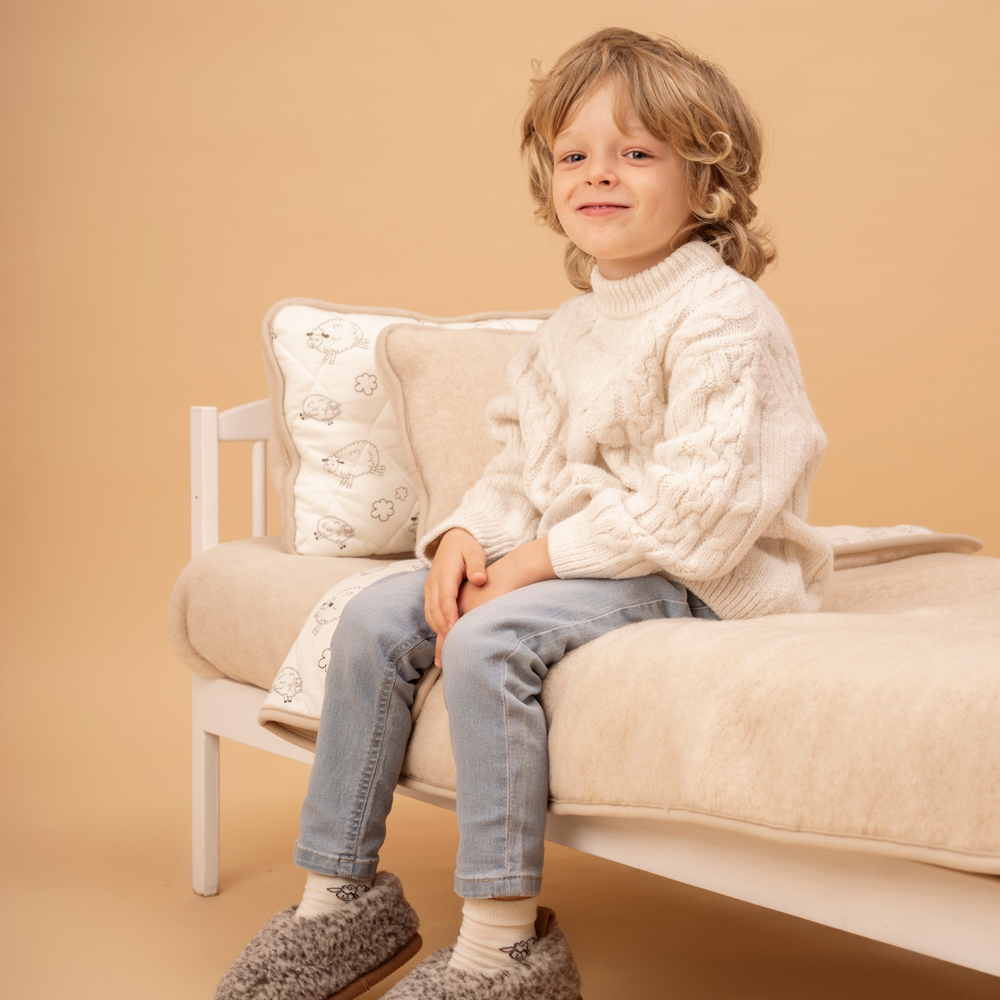 Children's fashion - WOOL PRODUCTS FOR CHILDREN - FLOKATI NATURAL WOOL PRODUCTS