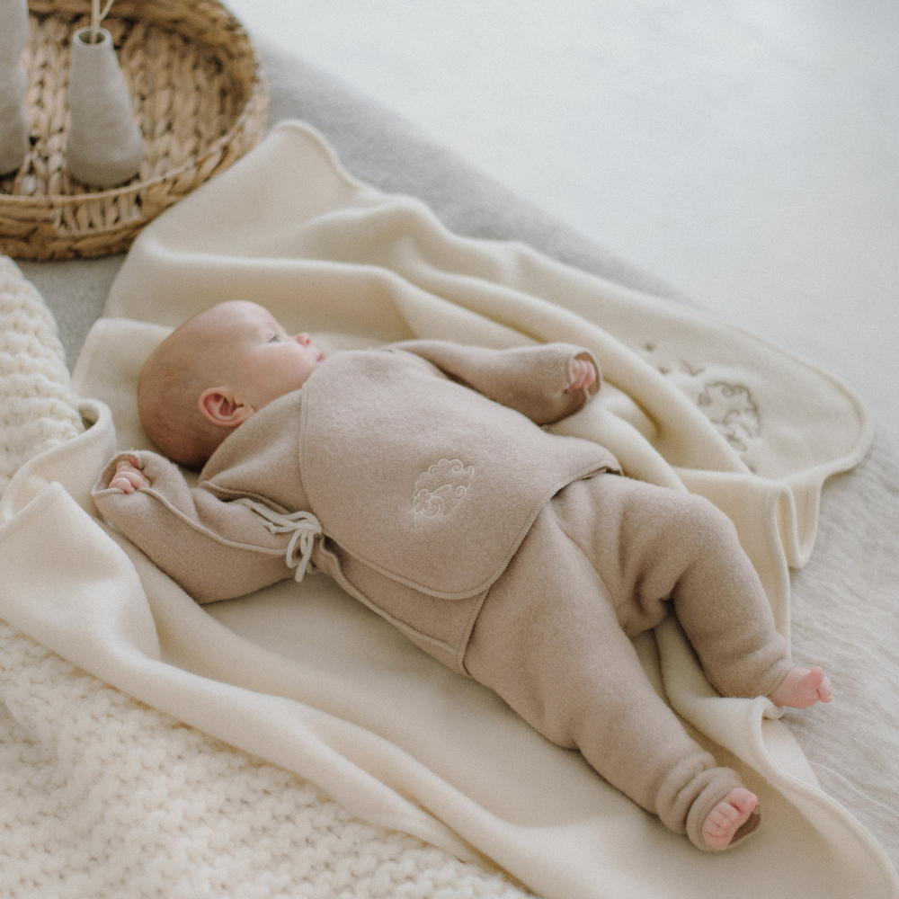 Children's fashion - WOOL PRODUCTS FOR CHILDREN - FLOKATI NATURAL WOOL PRODUCTS