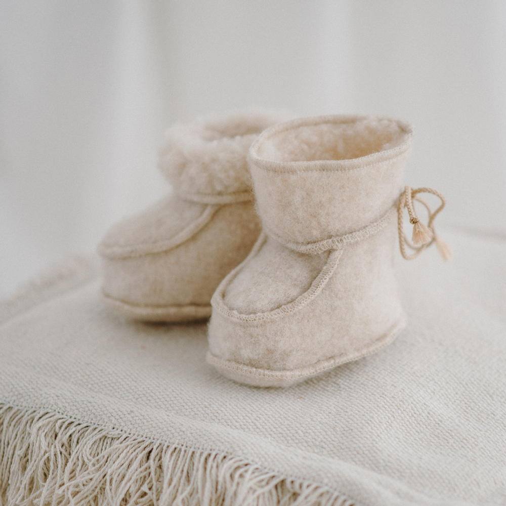 Children's fashion - WOOL PRODUCTS FOR CHILDREN - FLOKATI NATURAL WOOL PRODUCTS