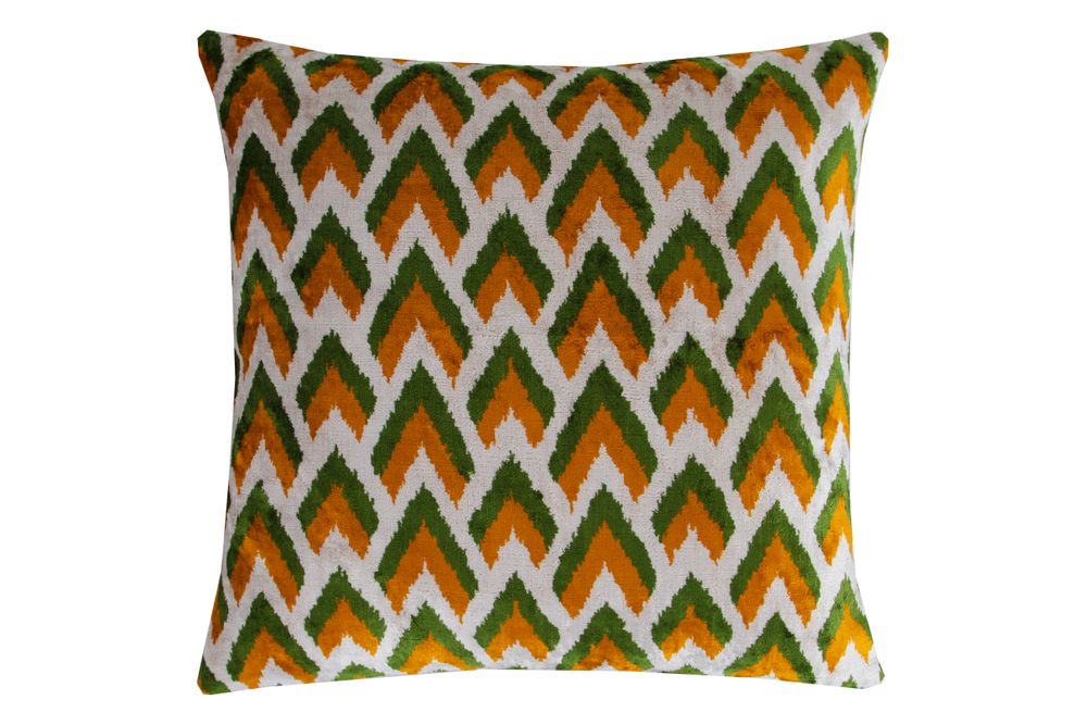 Coussins - Housse de coussin en velours İkat - DESIGNED BY CIHAN