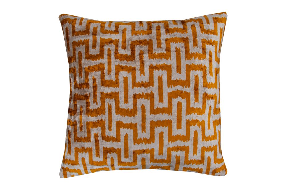 Coussins - Housse de coussin en velours İkat - DESIGNED BY CIHAN