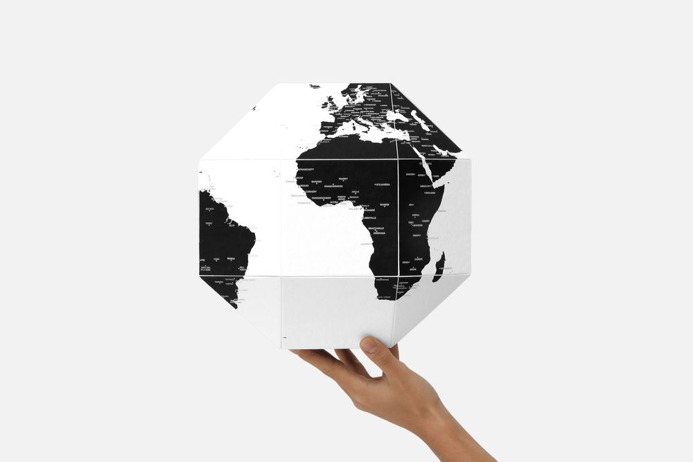 Gifts - Dear World/The pinnable globe - PALOMAR