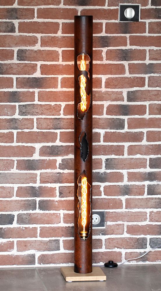 Objets de décoration - Lampe Tube d'acier de 130 cm. - 1SECONDTEMPS
