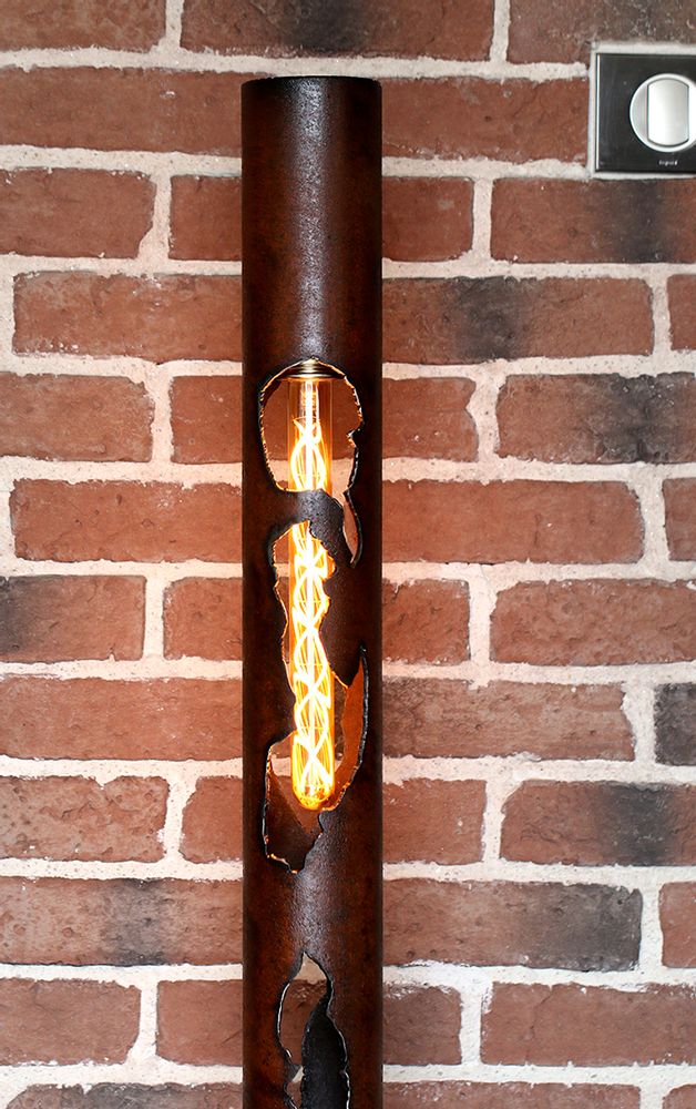 Objets de décoration - Lampe Tube d'acier de 130 cm. - 1SECONDTEMPS