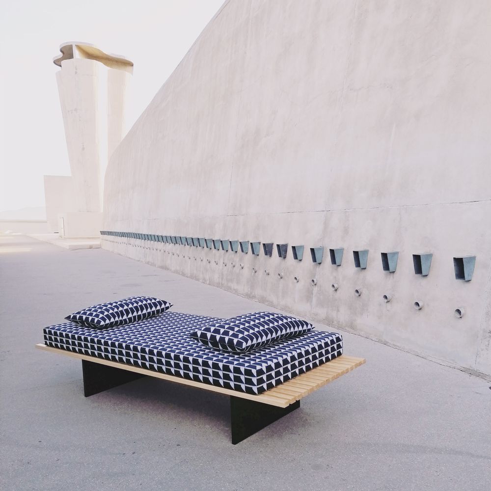 Benches - KVP Textile Design - CONCRETE LANDSCAPE - Daybed - BELGIUM IS DESIGN