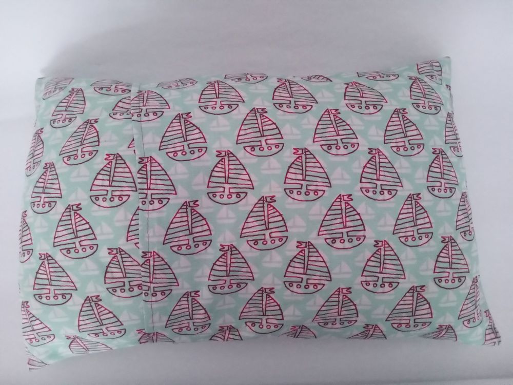 Fabric cushions - Large rectangular cushion, The Adventures of the Sailor in Love, Friends - BACIO DEL MARINAIO