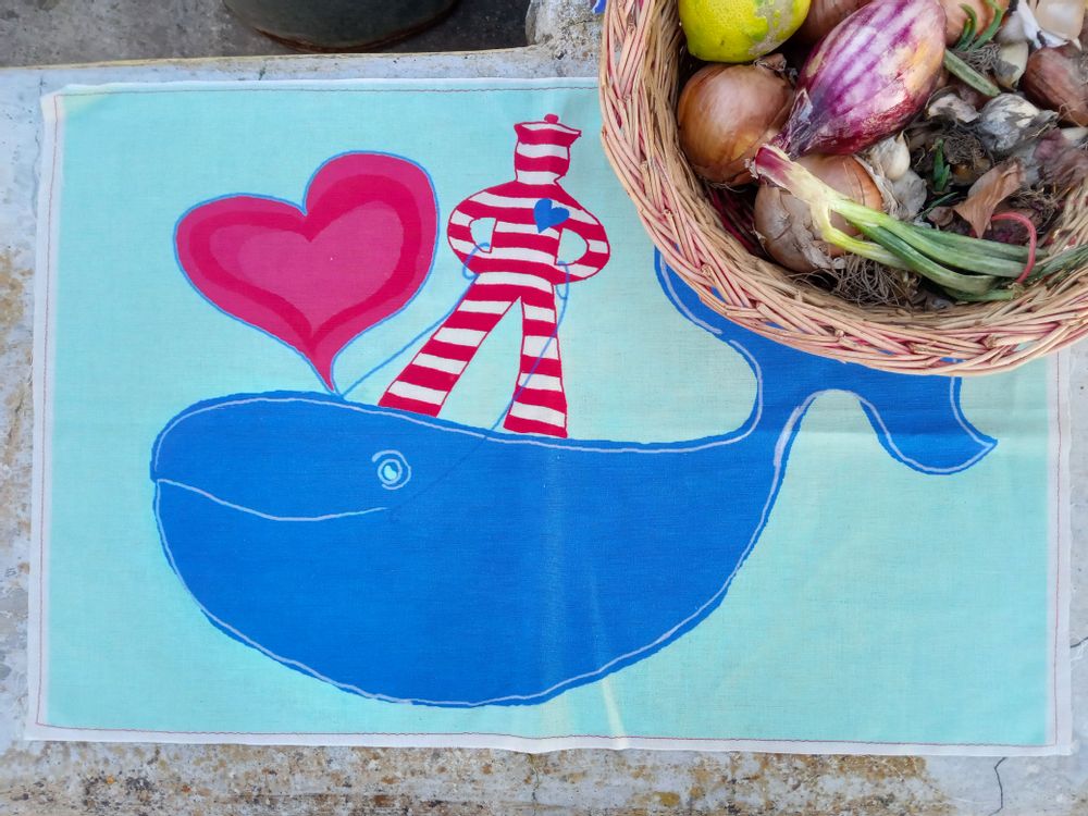 Tea towel - kitchen towel in linen and cotton with AMICI print - BACIO DEL MARINAIO