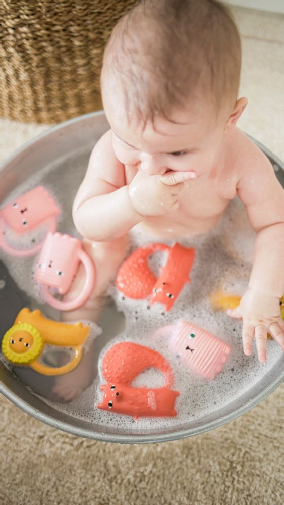 Bath accessories for children - Teethers Oli&Carol X Donna Wilson - OLI&CAROL FRANCE