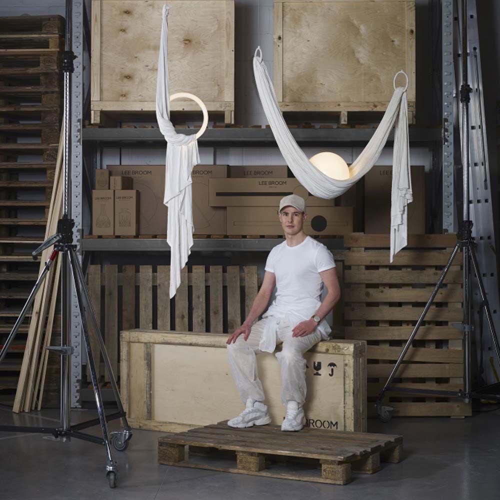 Hanging lights - Requiem Globe light pendant - MONOQI