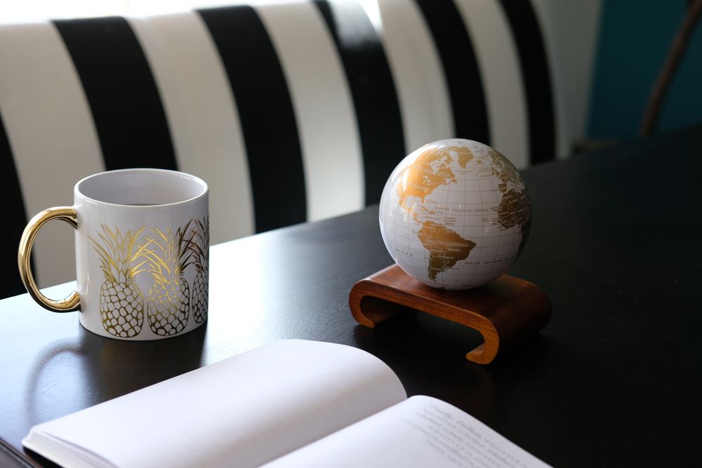 Gifts - Blue with Relief Map MOVA Cube - MOVA EUROPE