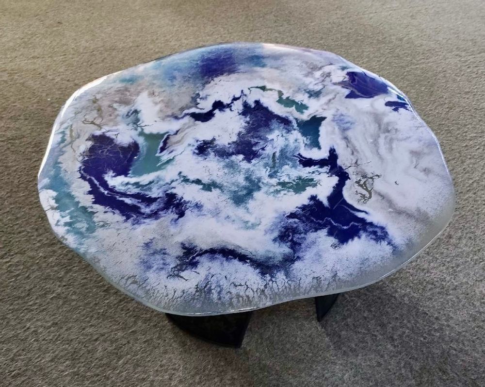 Pièces uniques - Table basse plateau verre fusing pièce unique. - RECYCLAGE DESIGN RÉANIMATEUR D'OBJETS R & D