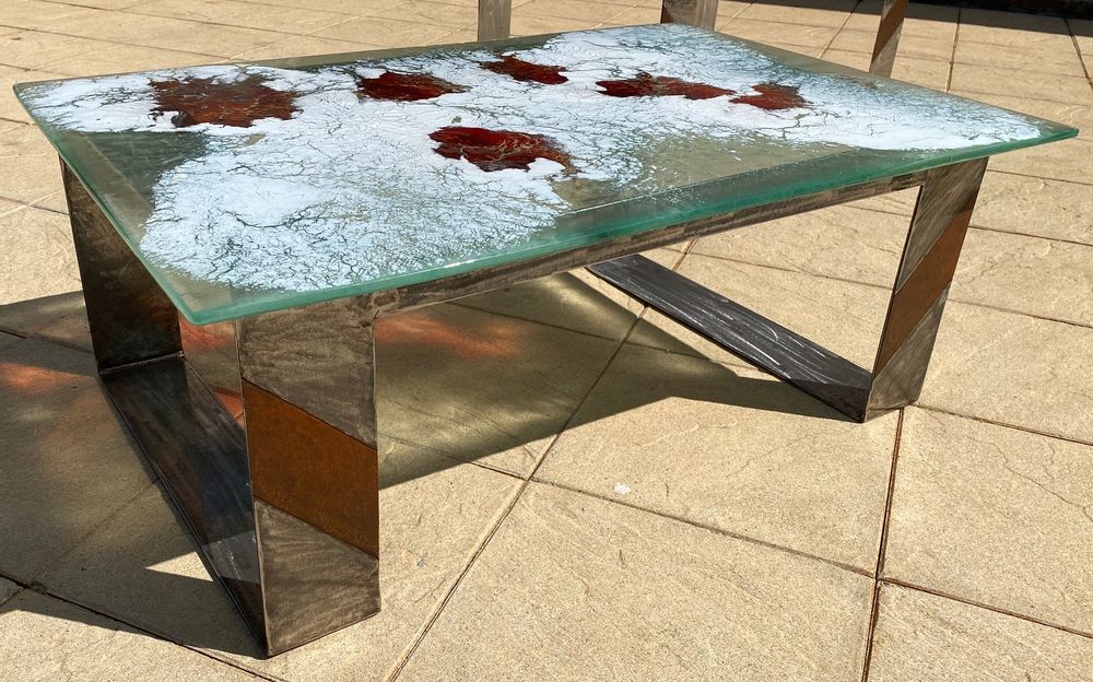 Pièces uniques - Table basse plateau verre fusing pièce unique. - RECYCLAGE DESIGN RÉANIMATEUR D'OBJETS R & D