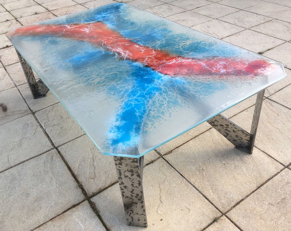 Pièces uniques - Table basse plateau verre fusing pièce unique. - RECYCLAGE DESIGN RÉANIMATEUR D'OBJETS R & D
