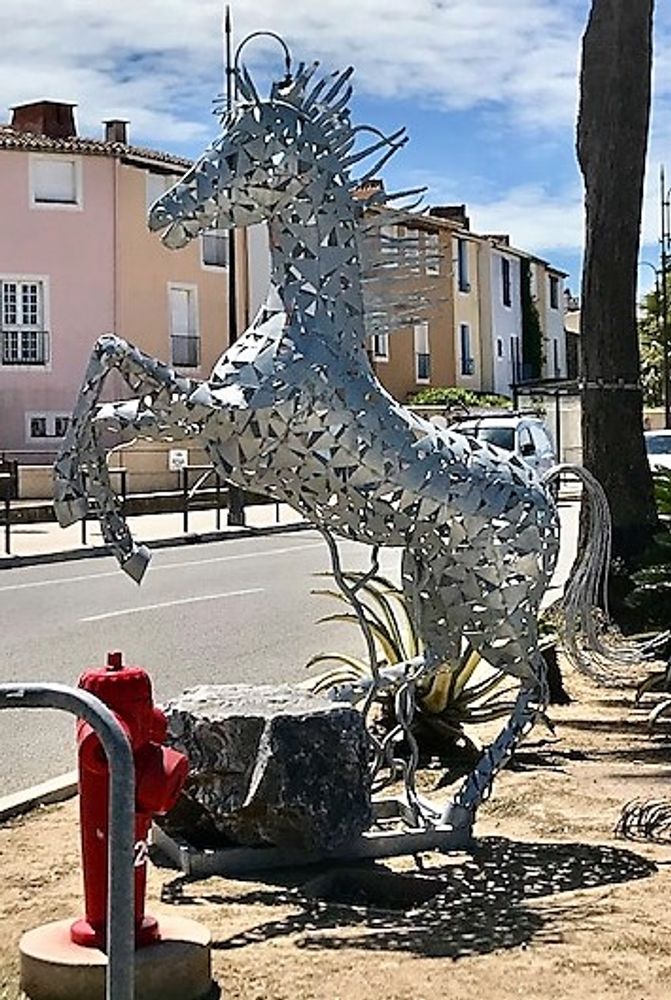 Sculptures, statuettes and miniatures - Prancing horse, monumental sculpture in recycled and galvanized metal, unique piece. - RECYCLAGE DESIGN RÉANIMATEUR D'OBJETS R & D