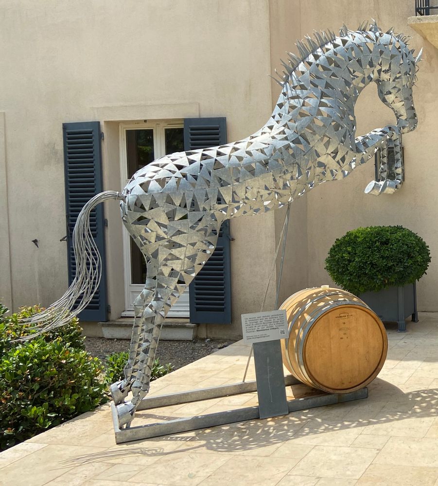 Sculptures, statuettes and miniatures - Prancing horse, monumental sculpture in recycled and galvanized metal, unique piece. - RECYCLAGE DESIGN RÉANIMATEUR D'OBJETS R & D