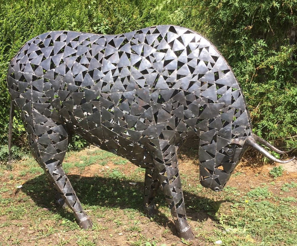 Sculptures, statuettes and miniatures - Bull, monumental sculpture in galvanized metal, 100% recycled, unique piece. - RECYCLAGE DESIGN RÉANIMATEUR D'OBJETS R & D