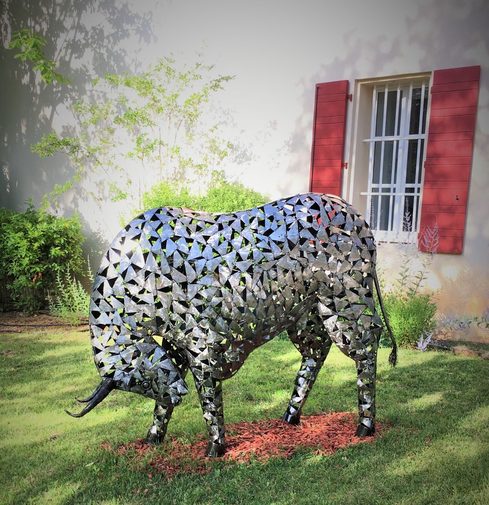 Sculptures, statuettes and miniatures - Bull, monumental sculpture in galvanized metal, 100% recycled, unique piece. - RECYCLAGE DESIGN RÉANIMATEUR D'OBJETS R & D