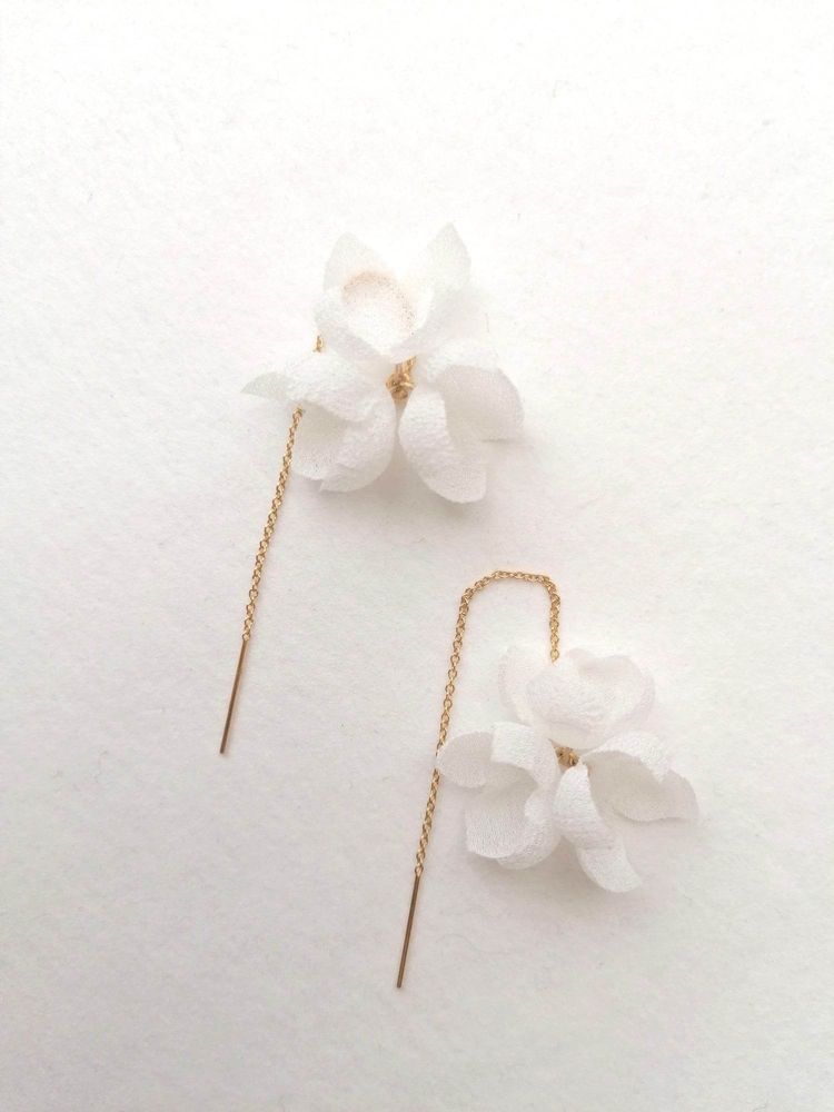 Bijoux - Kaji - Boucles plaquées Or 14K ornées de fleurs en soie - AMARNAM ACCESSORIES