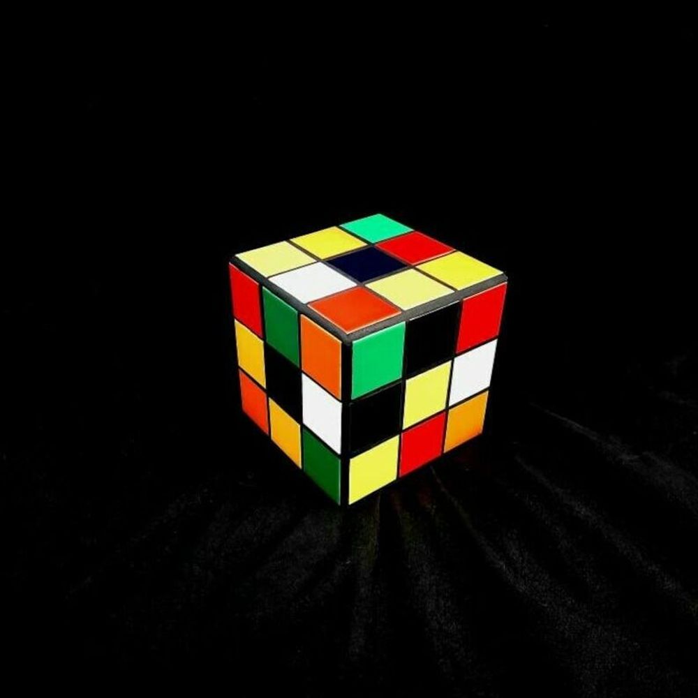 Objets de décoration - Petit cube mutlicolor - L'ATELIER DES CREATEURS