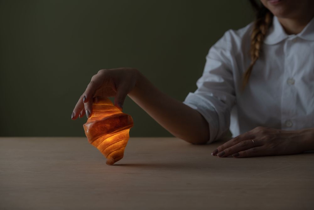 Gifts - PAMPSHADE Croissant Bread Lamp - YUKIKO MORITA