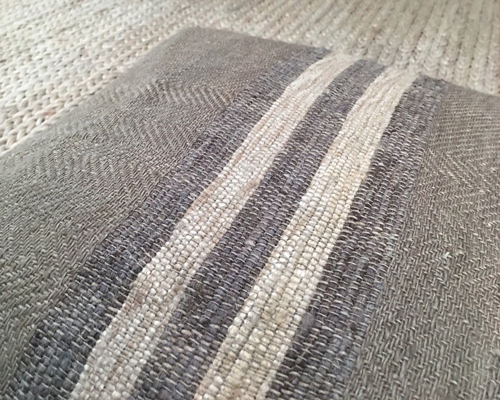Coussins - Coussin Puck en lin et soie - ML FABRICS