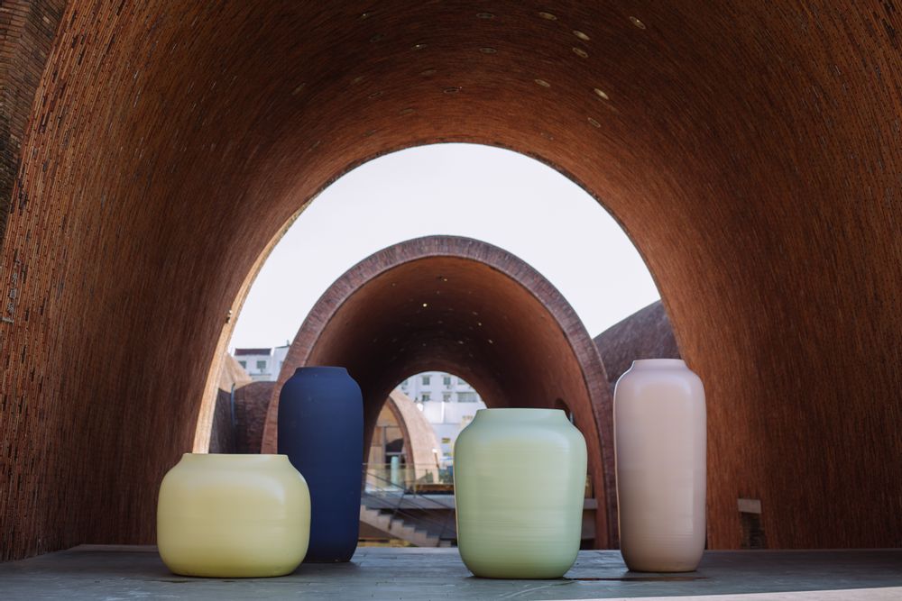Flower pots - Dialogue Planters- M - WL CERAMICS