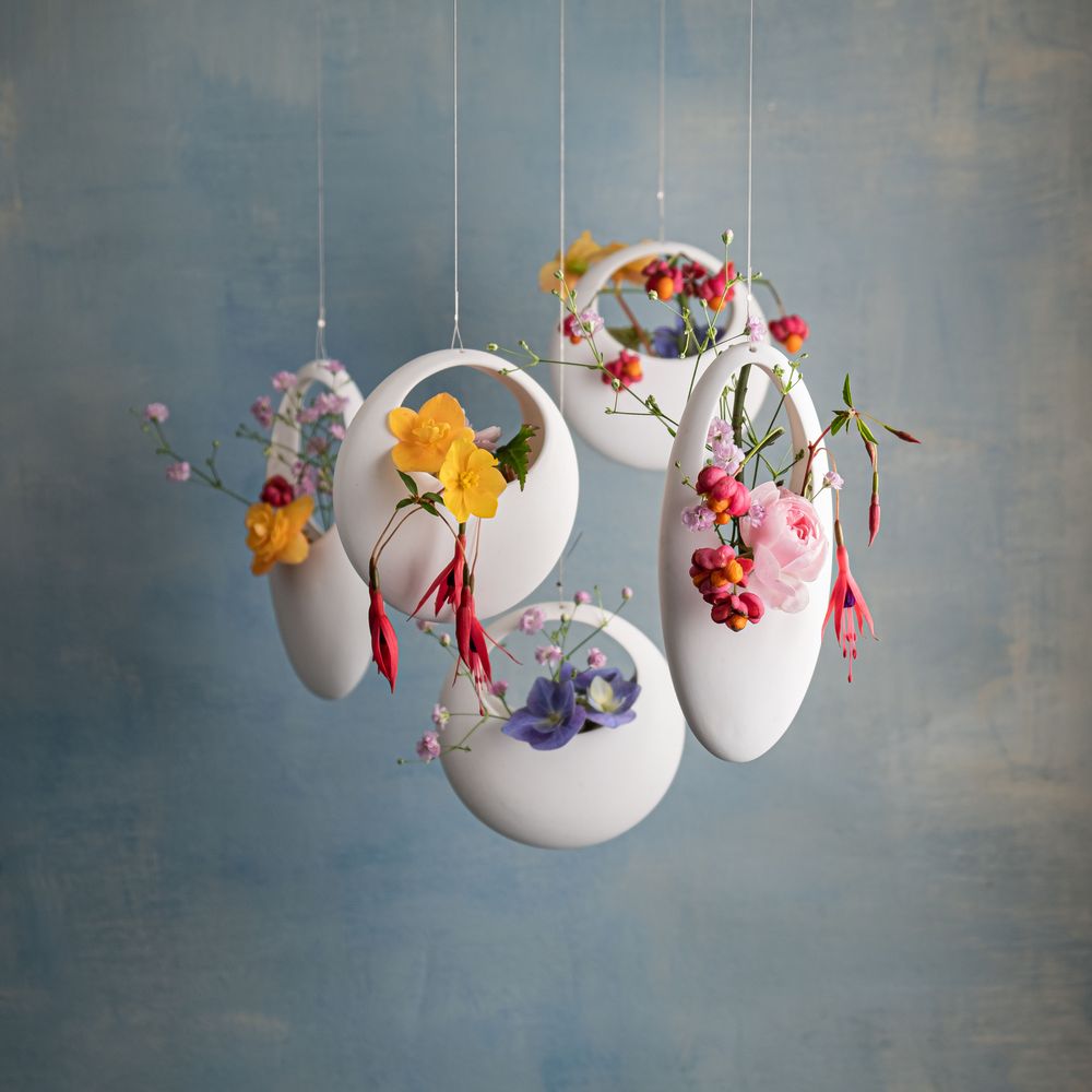 Vases - Vase ovale et rond FESTA, en porcelaine fine, fait a main - KLATT OBJECTS