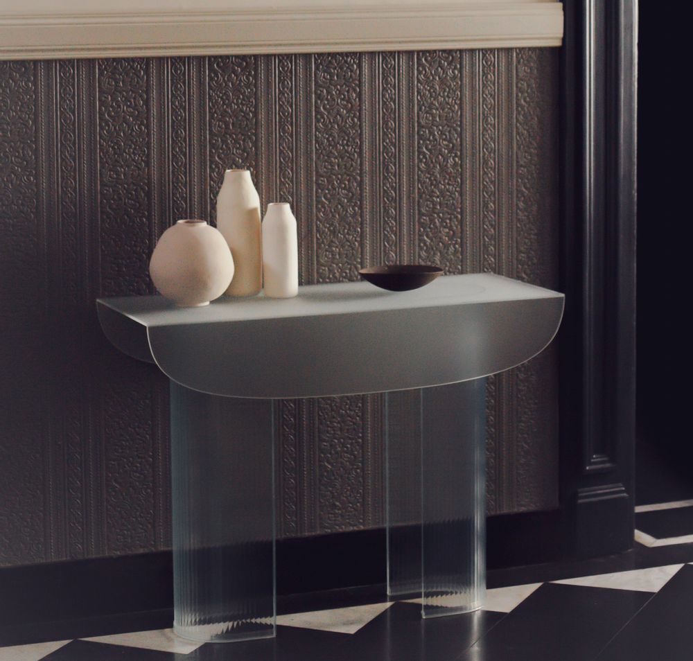 Decorative objects - HELIA CONSOLE - GLASS VARIATIONS