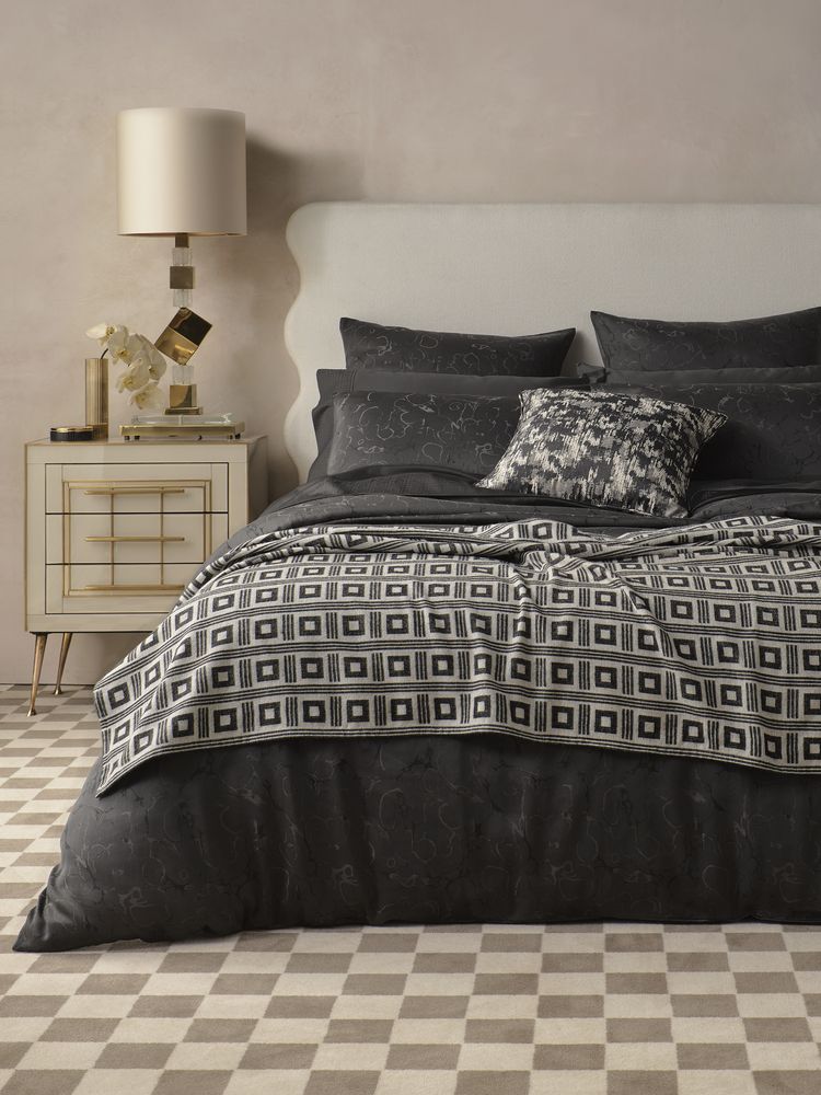 Bed linens - BED & BATH - GREG NATALE