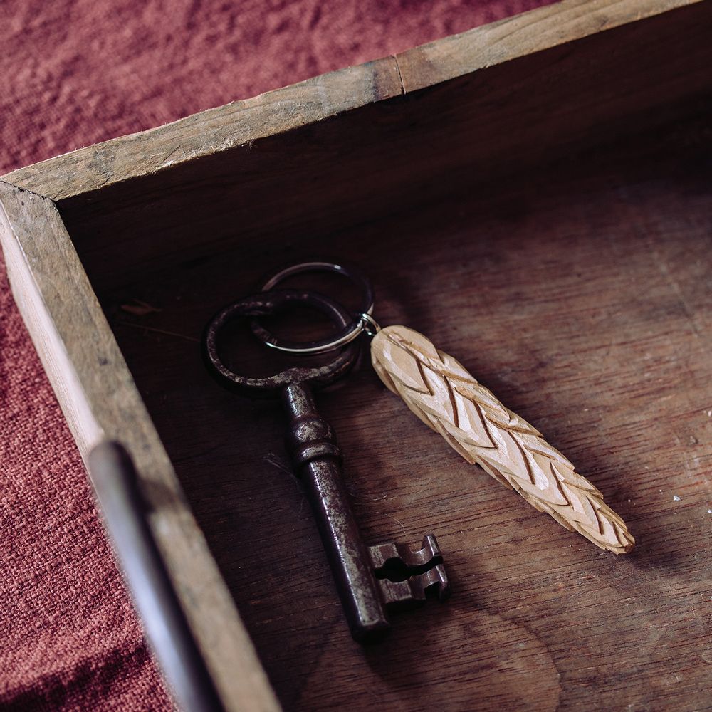 Decorative objects - Wooden Keyrings - WILDLIFE GARDEN