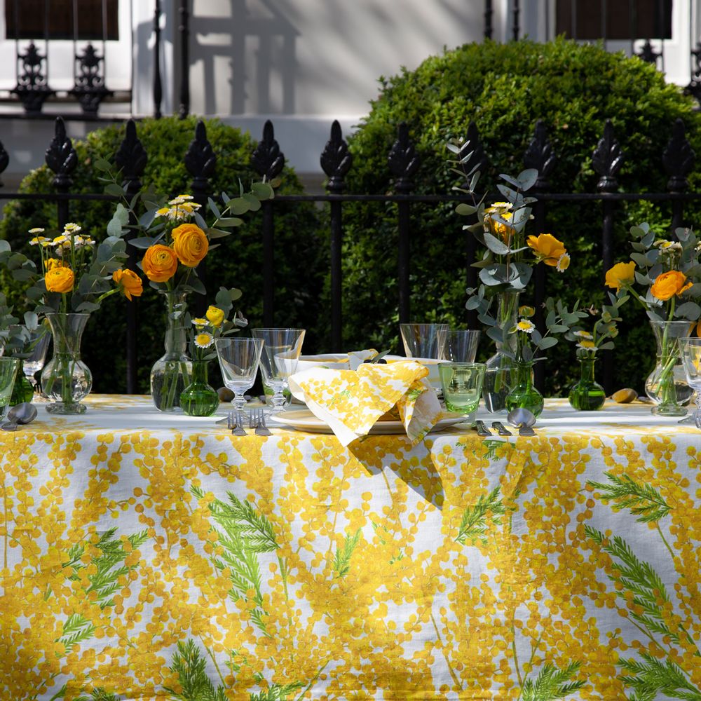 Table cloths - MIMOSA Linen Tablecloths & Napkins - SUMMERILL AND BISHOP