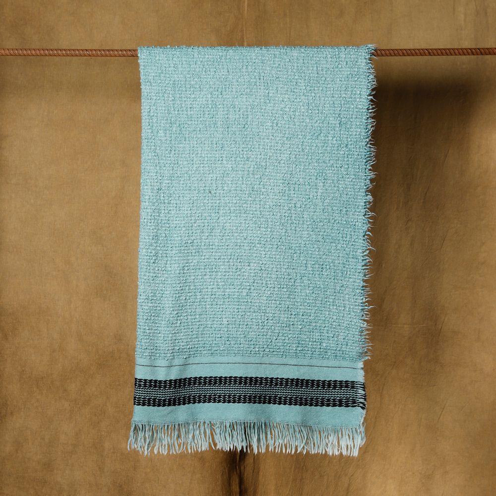 Throw blankets - ANCELLA - THE HOUSE OF LYRIA