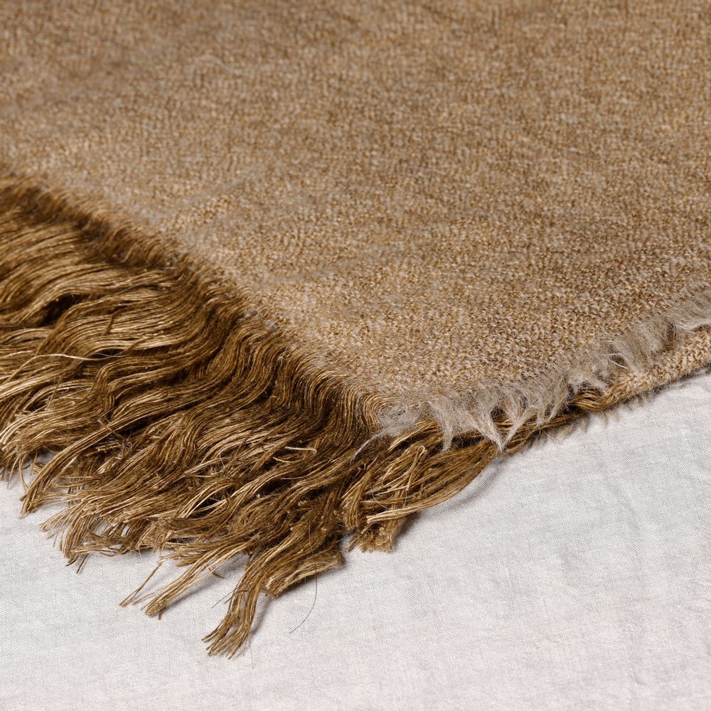 Throw blankets - ROVERE - THE HOUSE OF LYRIA