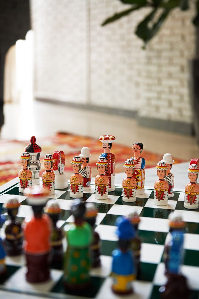 Pièces uniques - Jeu d'échecs fait main - FOUR LEAVES