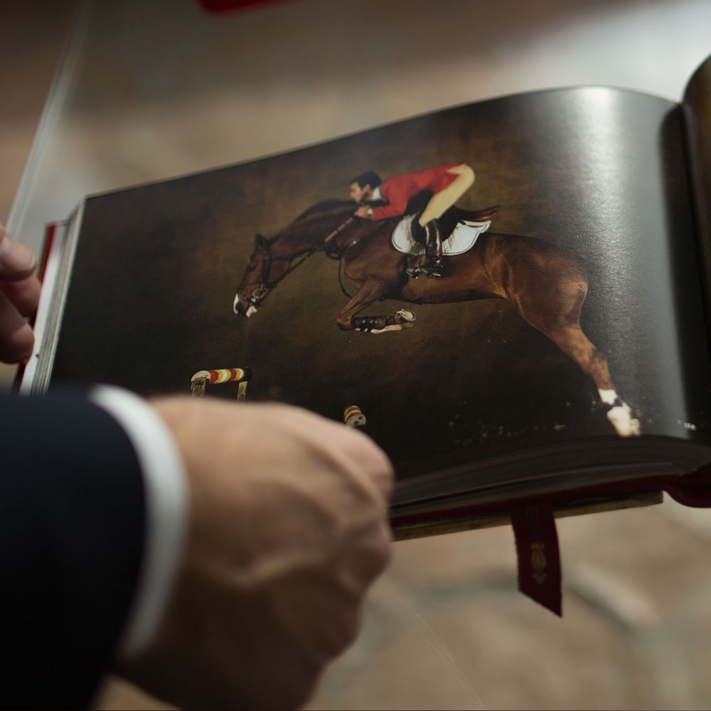 Objets de décoration - The Golden Horse Jewel Edition - Un joyau de photographie et de reliure - D'ORO COLLECTION SRLS