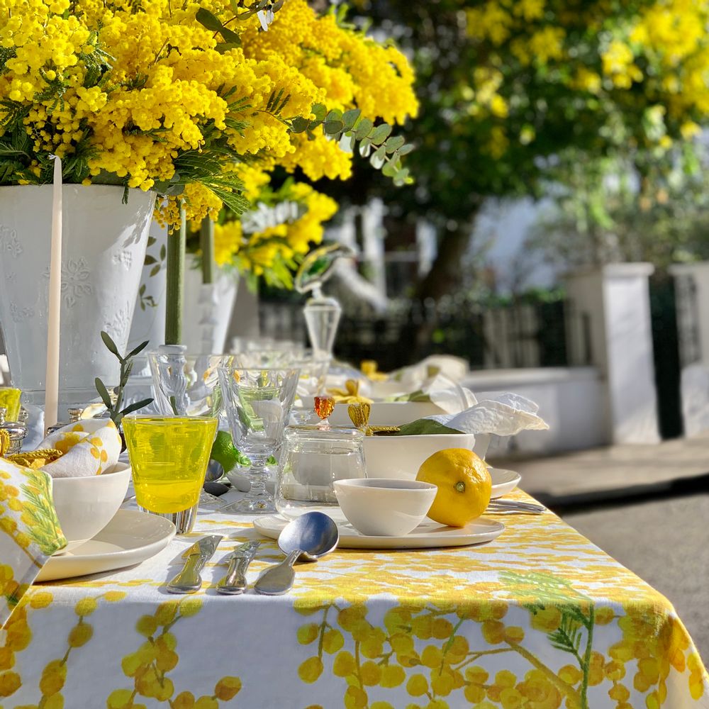 Table cloths - MIMOSA Linen Tablecloths & Napkins - SUMMERILL AND BISHOP