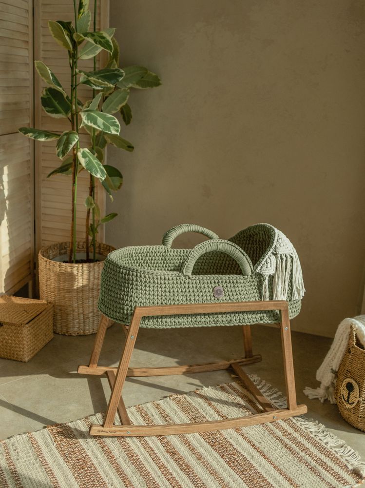 Baby furniture - Hooded Moses basket with macrame decor and rocking stand - ANZY HOME
