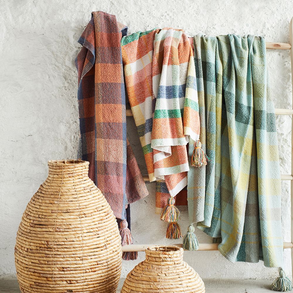 Plaids - Couvre-lit à carreaux avec pompons - MADAM STOLTZ