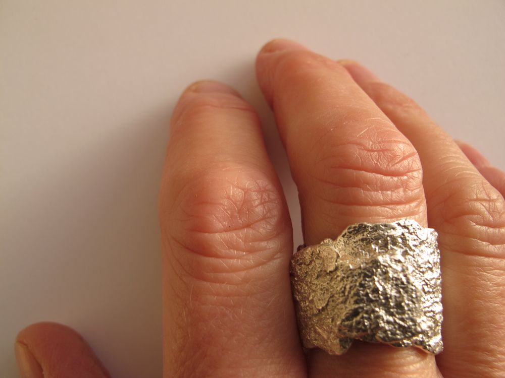 Jewelry - Ring Eucalyptus bark ND22 222 - LITTLE NOTHING - PAULA CASTRO
