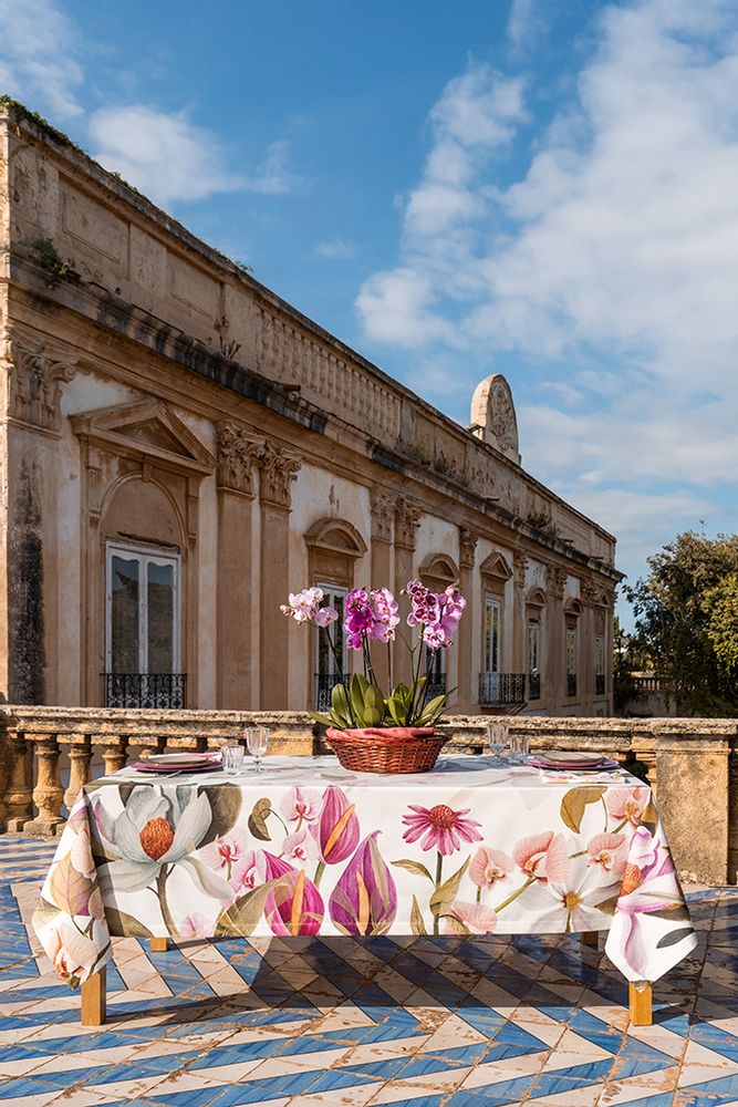 Linge de table textile - Floralia - Nappe en Satin de coton - NAPKING  BY BELLAVIA