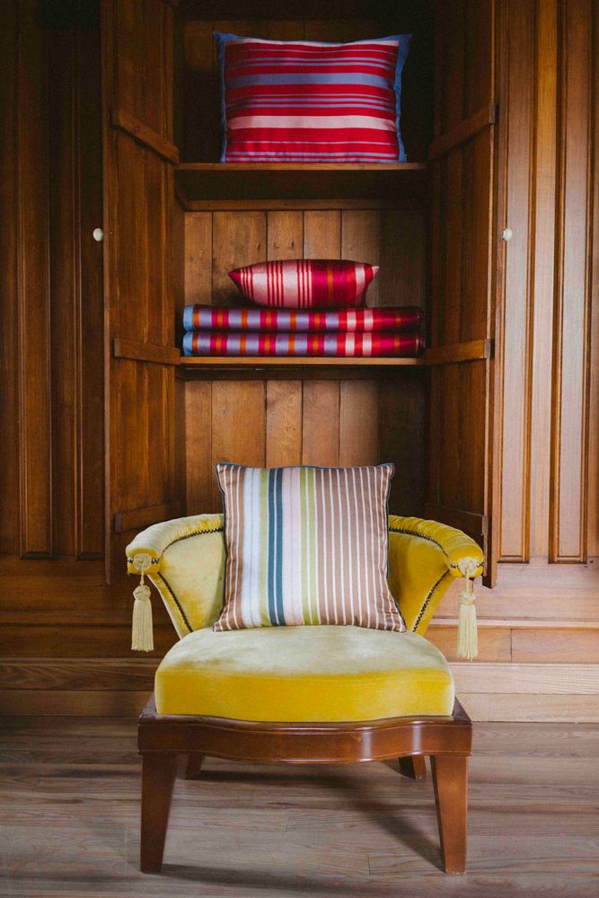 Fabric cushions - Silky Welcoming - Cushions & More - KUTNİA