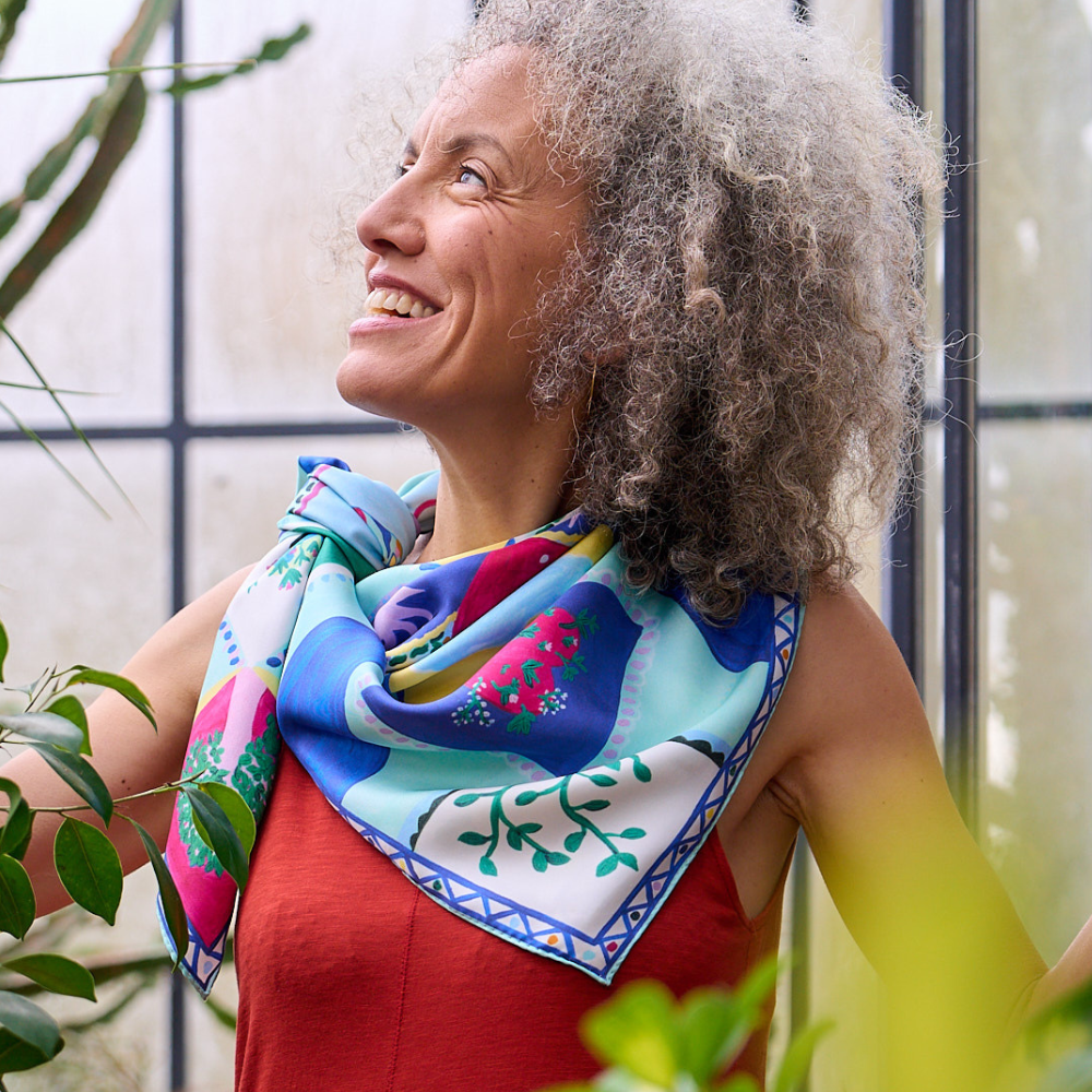 Scarves - Large silk square 90 x 90 cm — Stars, Bears and Women - GOTS French silk - OURSE BLANCHE