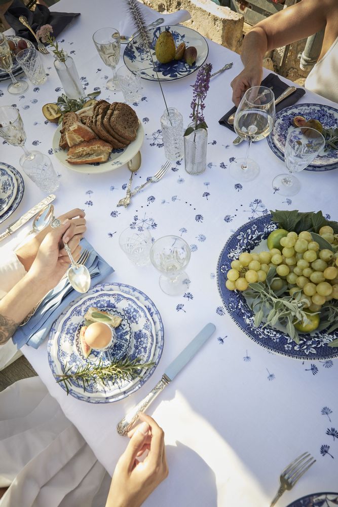 Table linen - Éole - Embroidered linen tablecloth - ALEXANDRE TURPAULT