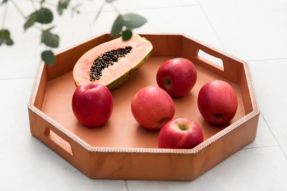 Kitchen utensils - Octogonal leather tray - SOL & LUNA