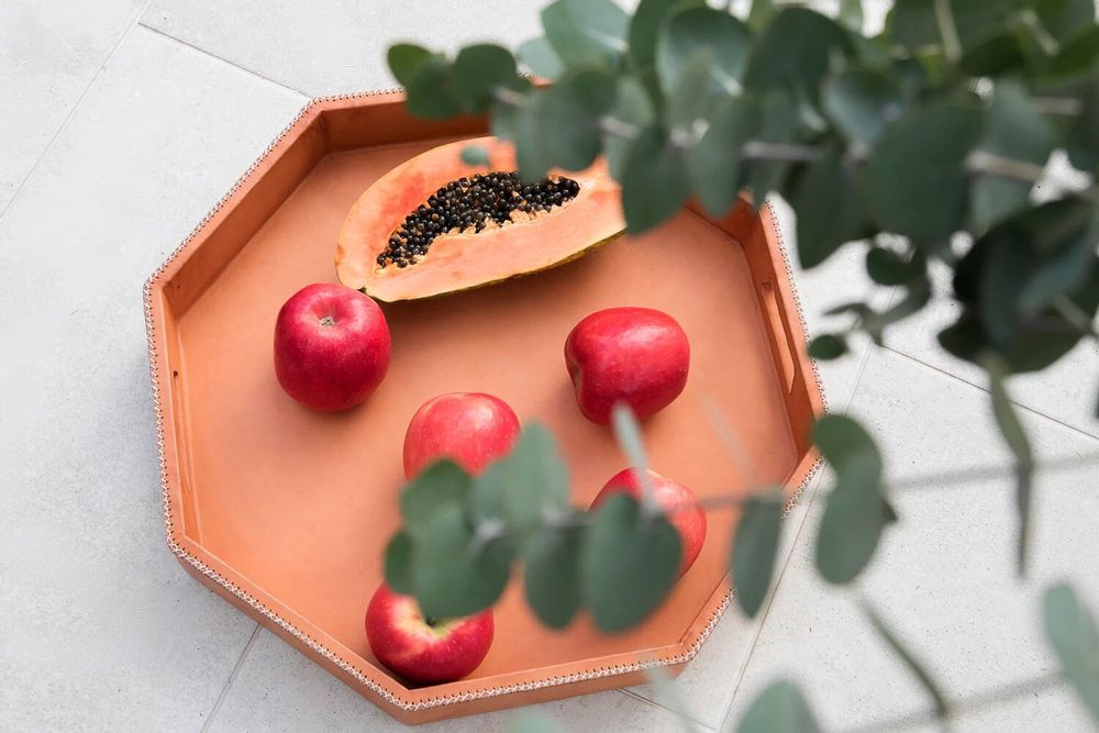 Kitchen utensils - Octogonal leather tray - SOL & LUNA
