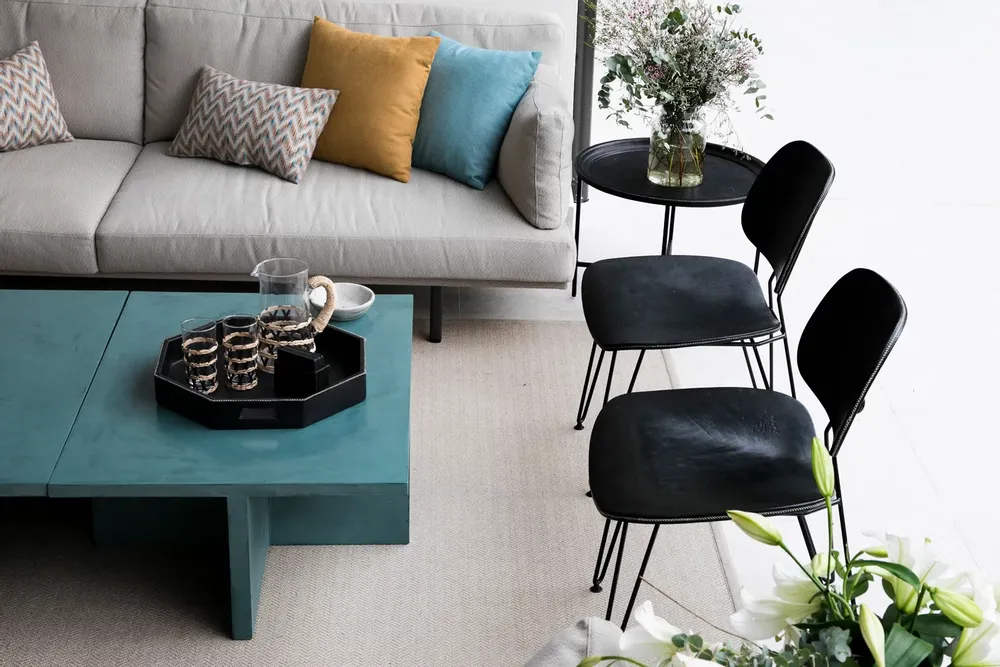Aménagements pour bureau - Large Leather round Table - SOL & LUNA