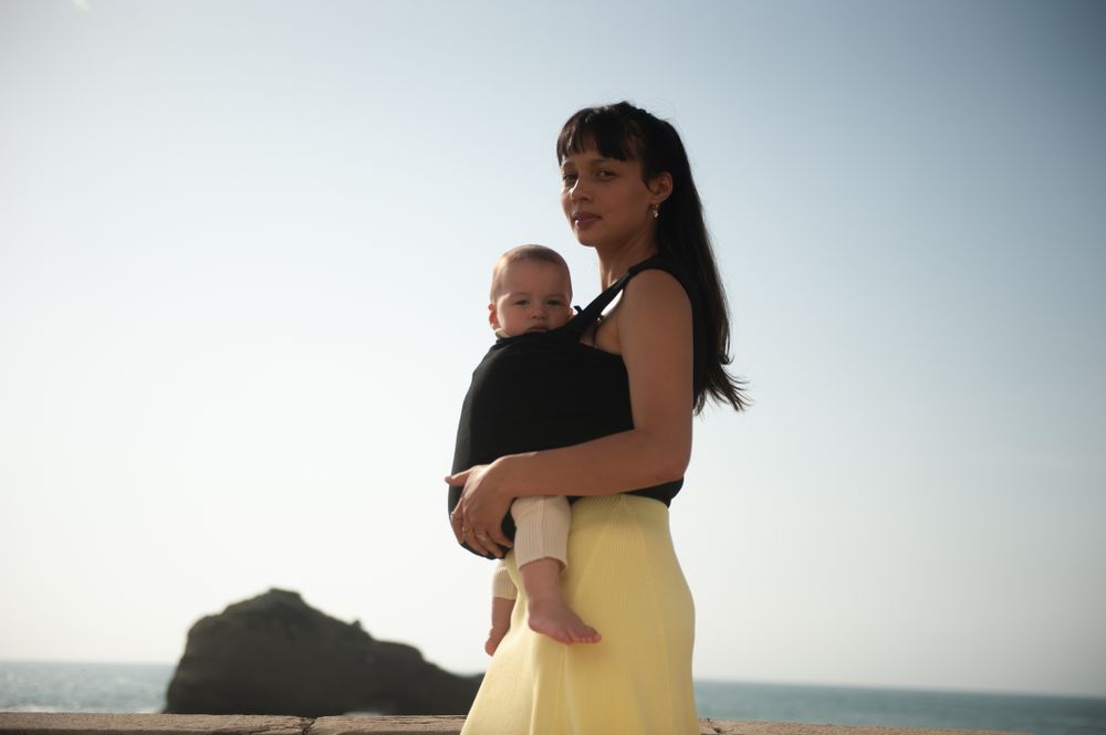 Accessoires pour puériculture - PORTE-BÉBÉ CARRY & PACK - MAMA HANGS