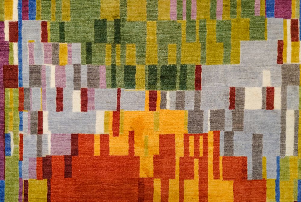 Design carpets - Aureole 4, Glitch Gabbehs Collection, SoFarSoNear Studio X Zollanvari - ZOLLANVARI INTERNATIONAL